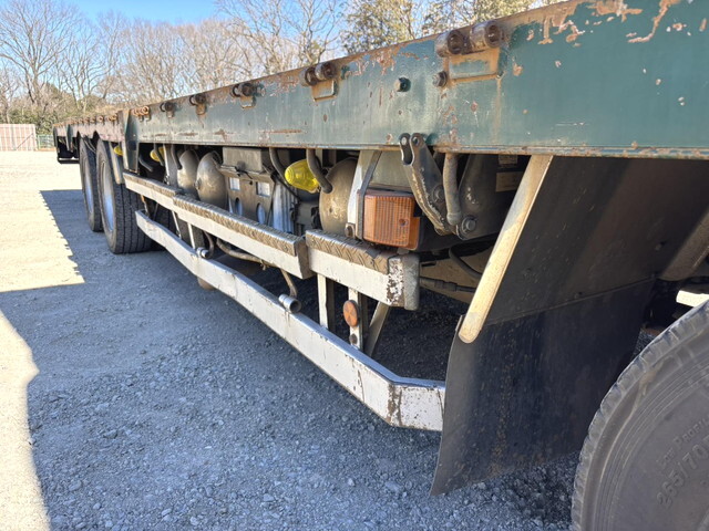 日野プロフィアセルフローダー大型（10t）[写真18]