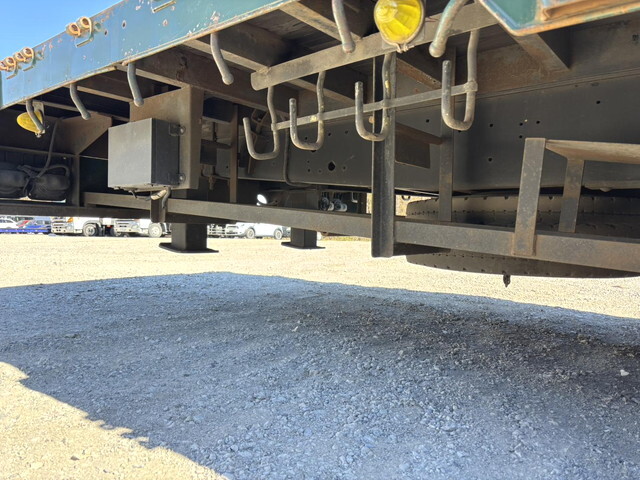 日野プロフィアセルフローダー大型（10t）[写真21]