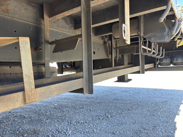 日野プロフィアセルフローダー大型（10t）[写真22]