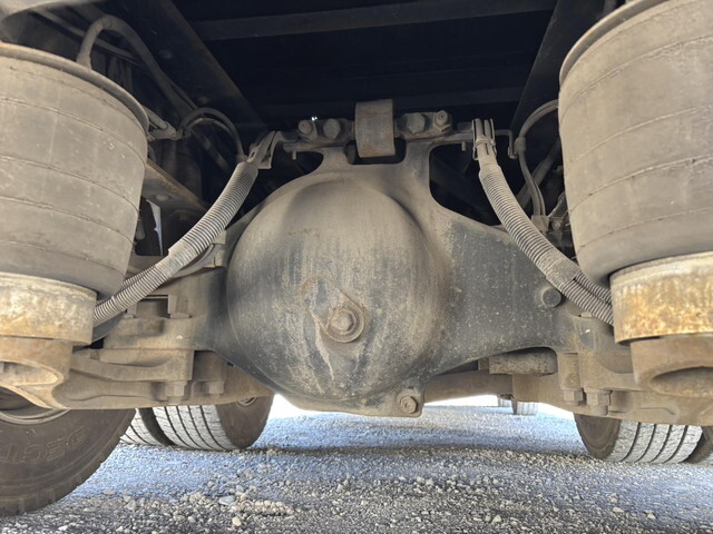 日野プロフィアセルフローダー大型（10t）[写真23]