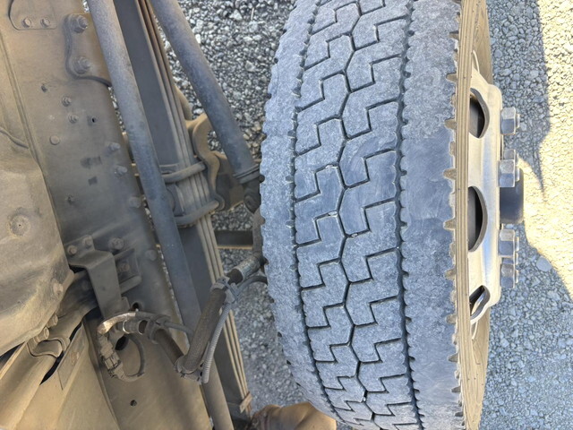 日野プロフィアセルフローダー大型（10t）[写真28]