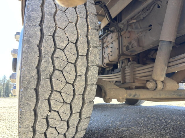 日野プロフィアセルフローダー大型（10t）[写真29]