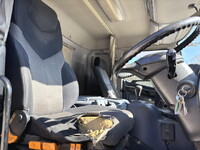 日野プロフィアセルフローダー大型（10t）[写真31]