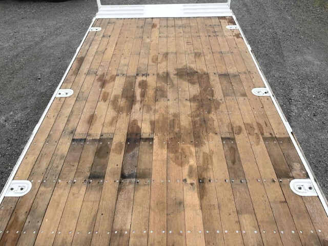 日野レンジャーセルフクレーン4段中型（4t）[写真11]