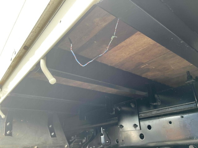 日野レンジャーセルフクレーン4段中型（4t）[写真13]