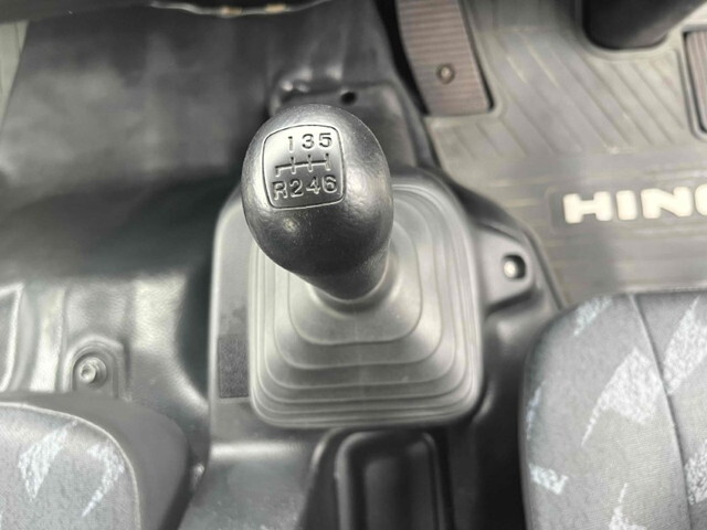 日野レンジャーセルフクレーン4段中型（4t）[写真36]