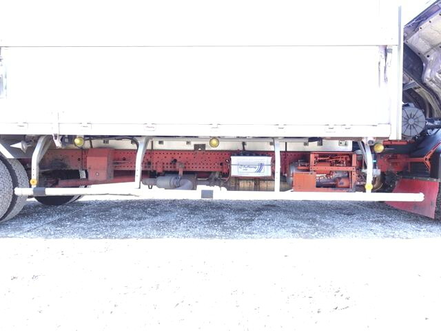 いすゞフォワードアルミウイング中型（4t）[写真15]