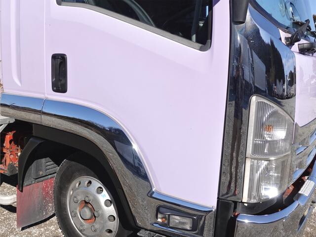 いすゞフォワードアルミウイング中型（4t）[写真04]