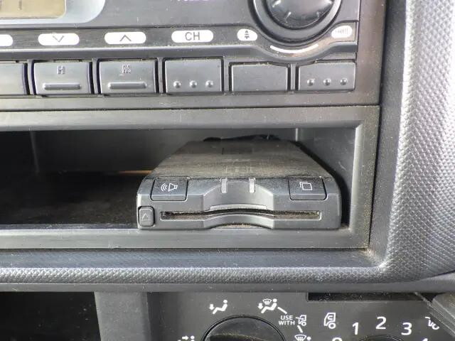 日野デュトロ保冷バン小型（2t・3t）[写真10]