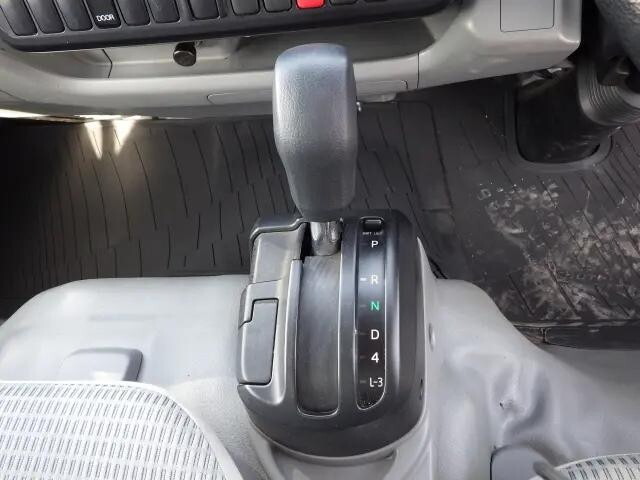 日野デュトロ保冷バン小型（2t・3t）[写真14]