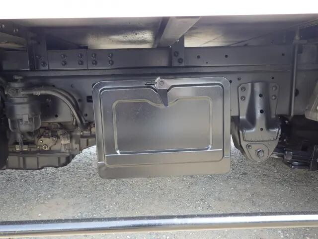 日野デュトロ保冷バン小型（2t・3t）[写真29]