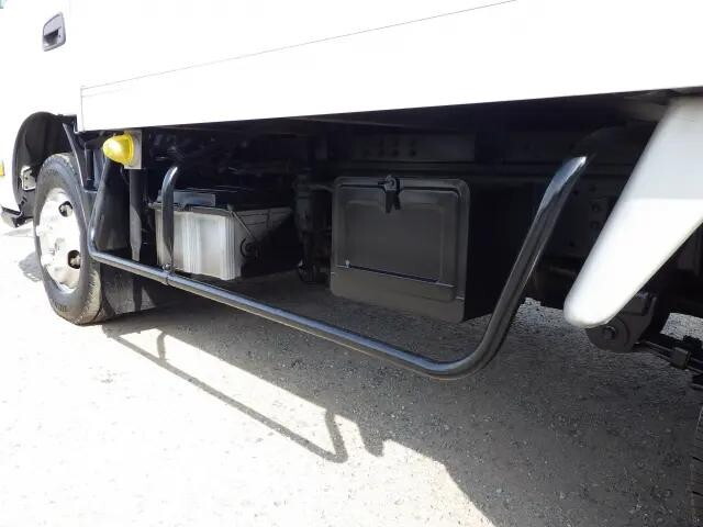 日野デュトロ保冷バン小型（2t・3t）[写真31]