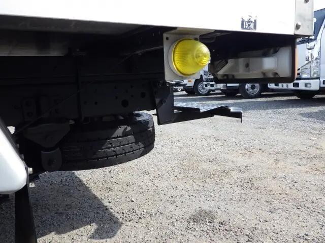 日野デュトロ保冷バン小型（2t・3t）[写真32]