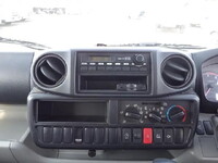 日野デュトロ保冷バン小型（2t・3t）[写真09]