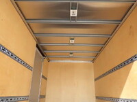 三菱ふそうキャンターアルミバン小型（2t・3t）[写真20]