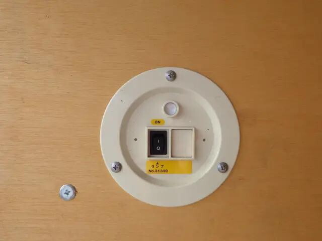 三菱ふそうキャンターアルミバン小型（2t・3t）[写真23]