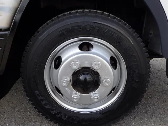 三菱ふそうキャンターアルミバン小型（2t・3t）[写真29]