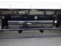 三菱ふそうキャンターアルミバン小型（2t・3t）[写真35]