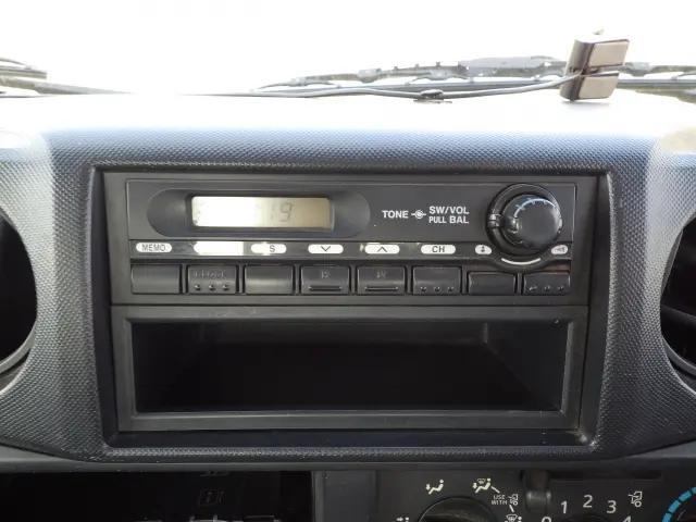 トヨタトヨエース平ボディ小型（2t・3t）[写真10]