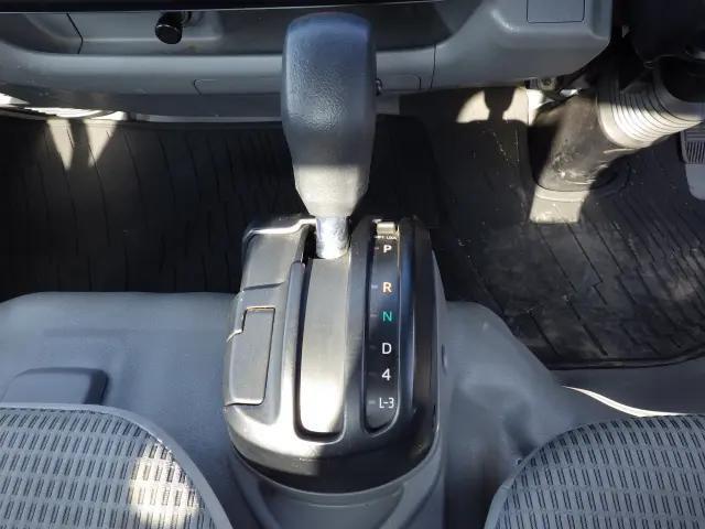 トヨタトヨエース平ボディ小型（2t・3t）[写真14]