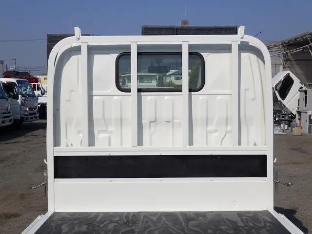 トヨタトヨエース平ボディ小型（2t・3t）[写真19]