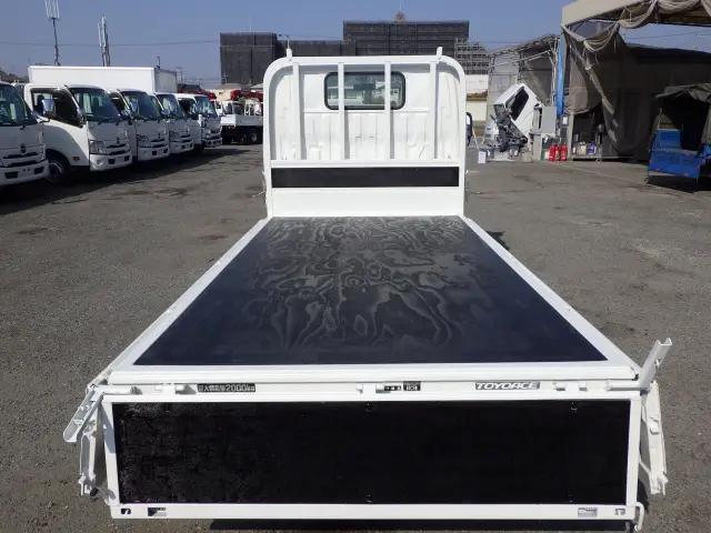 トヨタトヨエース平ボディ小型（2t・3t）[写真20]