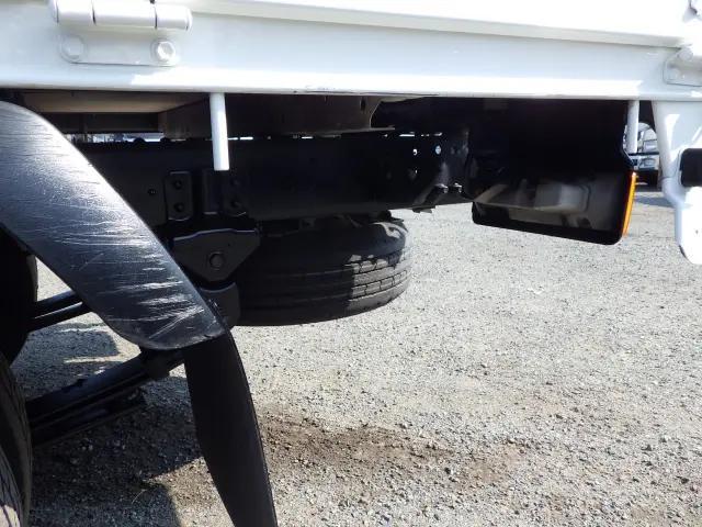 トヨタトヨエース平ボディ小型（2t・3t）[写真33]