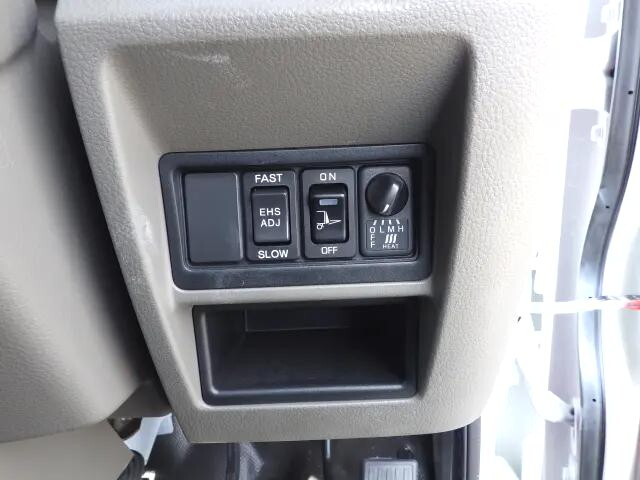 日産アトラス平ボディ小型（2t・3t）[写真13]