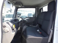 日産アトラス平ボディ小型（2t・3t）[写真09]