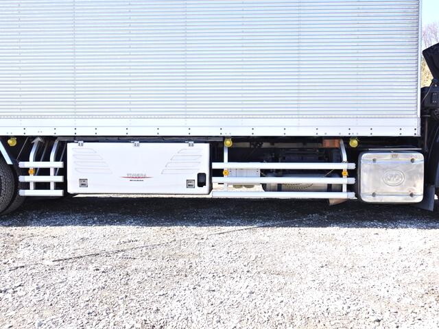 UDトラックスクオン冷凍車（冷蔵車）大型（10t）[写真16]