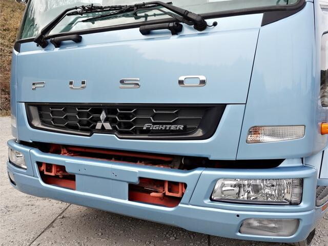 三菱ふそうファイターアルミウイング中型（4t）[写真04]
