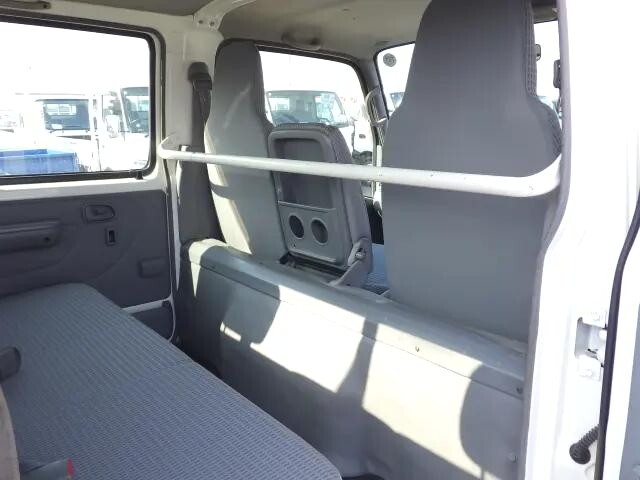 トヨタダイナダブルキャブ（Wキャブ）小型（2t・3t）[写真12]