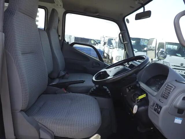 トヨタダイナダブルキャブ（Wキャブ）小型（2t・3t）[写真08]