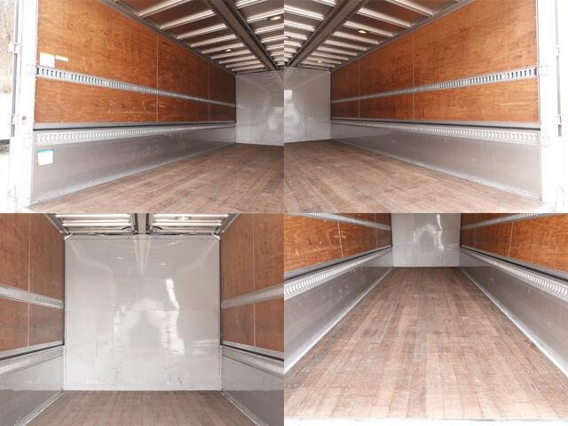 UDトラックスコンドルアルミウイング増トン（6t・8t）[写真13]