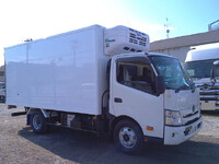 日野デュトロ冷凍車(冷蔵車)小型(2t・3t)