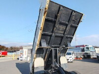 いすゞエルフダンプ小型（2t・3t）[写真11]