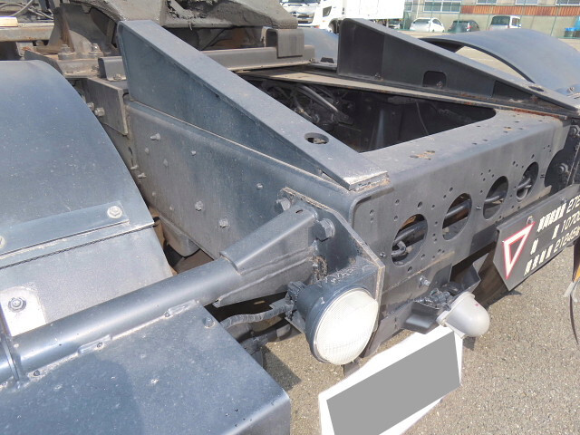いすゞギガトレーラーヘッド（トラクターヘッド）大型（10t）[写真09]