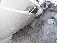 三菱ふそうキャンターダブルキャブ（Wキャブ）小型（2t・3t）[写真23]