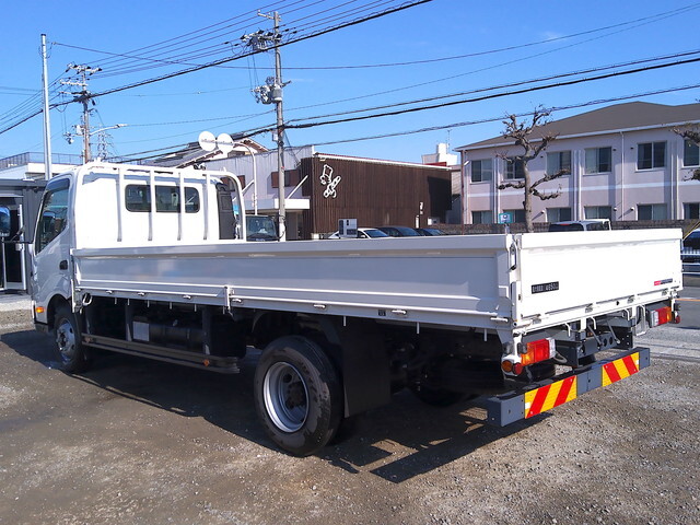 日野デュトロ平ボディ小型（2t・3t）[写真02]