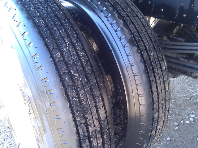 日野デュトロ平ボディ小型（2t・3t）[写真08]