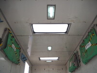 いすゞフォワードアルミバン中型（4t）[写真13]