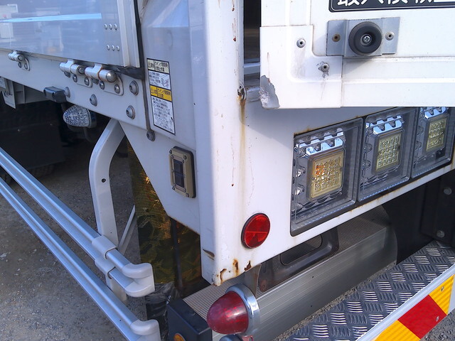 日野プロフィアアルミウイング大型（10t）[写真15]