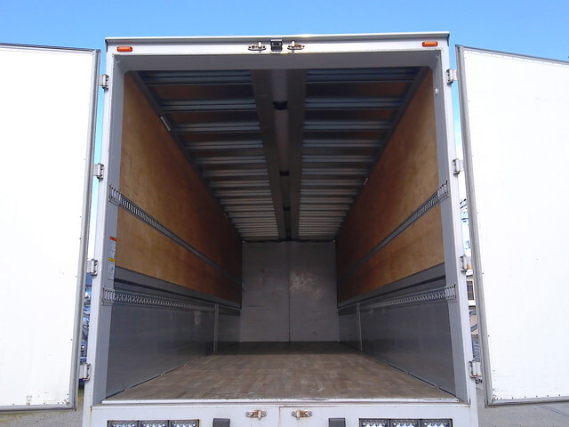 日野プロフィアアルミウイング大型（10t）[写真16]