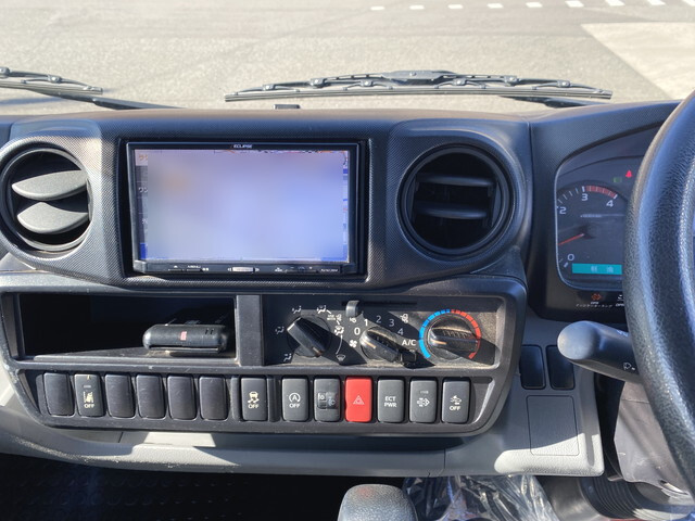 トヨタトヨエース平ボディ小型（2t・3t）[写真10]