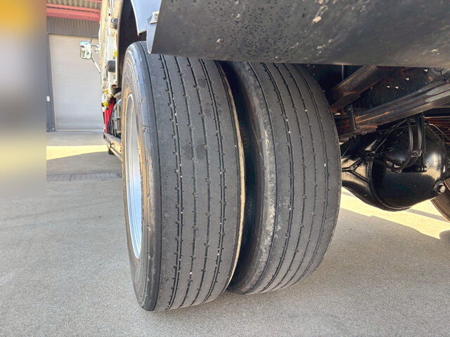 三菱ふそうファイターセルフクレーン4段中型（4t）[写真10]