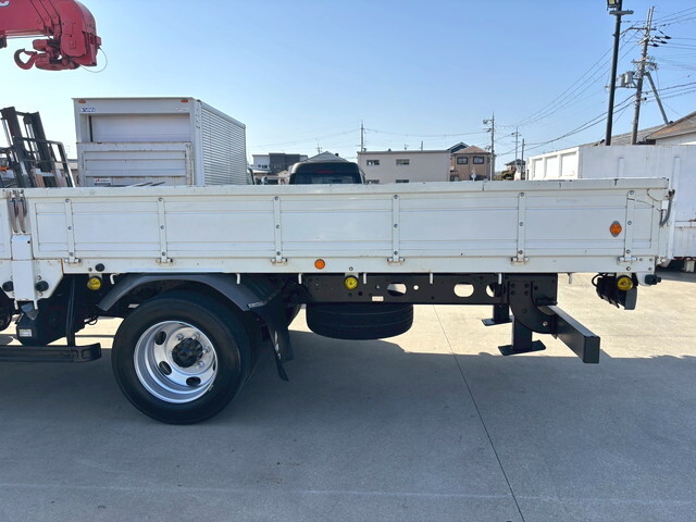 三菱ふそうファイターセルフクレーン4段中型（4t）[写真12]