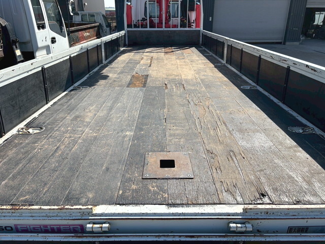 三菱ふそうファイターセルフクレーン4段中型（4t）[写真17]