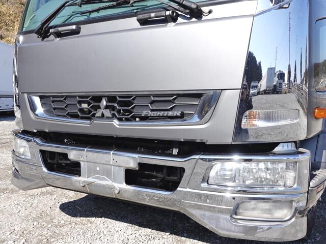 三菱ふそうファイター平ボディ増トン（6t・8t）[写真04]