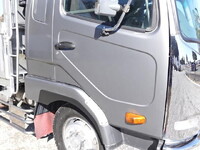 三菱ふそうファイター平ボディ増トン（6t・8t）[写真06]