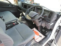 いすゞエルフセーフティローダー小型（2t・3t）[写真12]